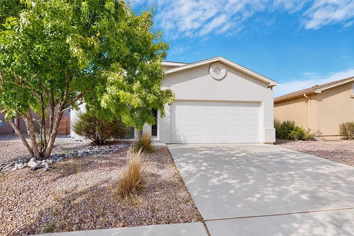 5325 Camino Del Griego, Santa Fe, NM 87507 - #1