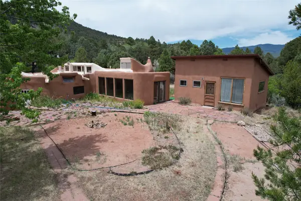 105 Avenida Ponderosa, Glorieta, NM 87535