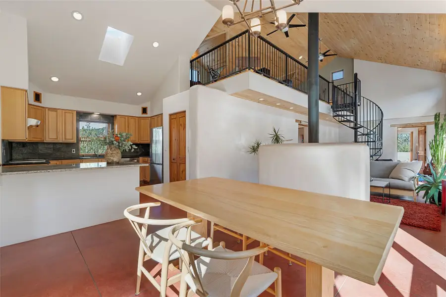 43 Apache Ridge Road, Santa Fe, NM 87505 - #3