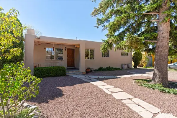 1944 Kiva, Santa Fe, NM 87505
