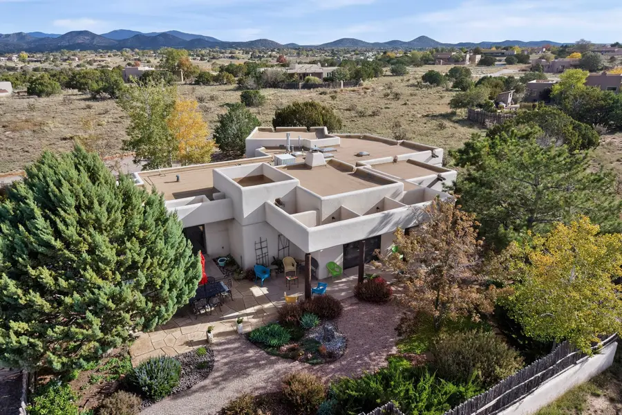 3 Laguna Lane, Santa Fe, NM 87508 - #2