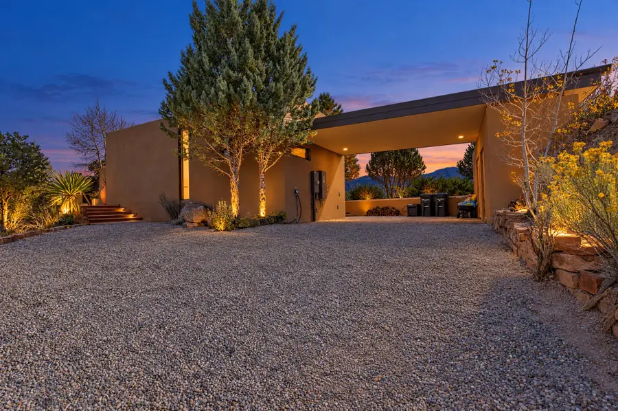133 Vista Redonda, Santa Fe, NM 87506 - #3