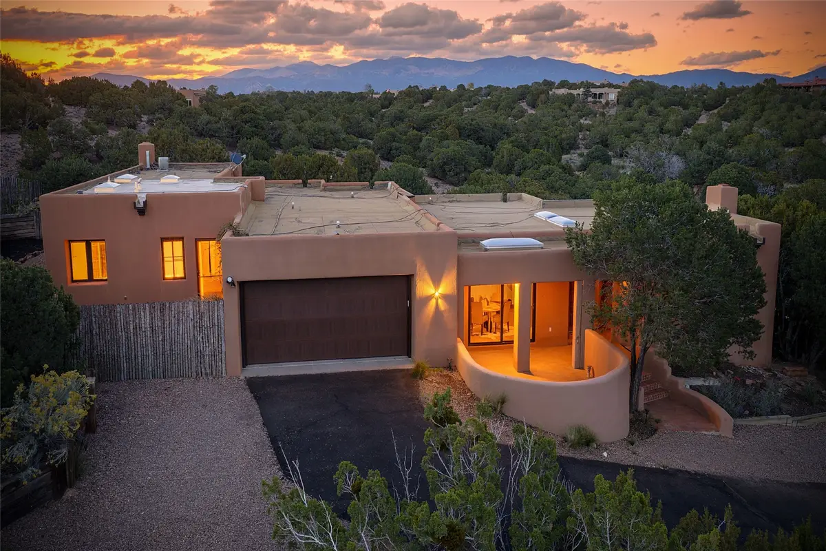 4 Blanket Flower Circle, Santa Fe, NM 87506 - #1