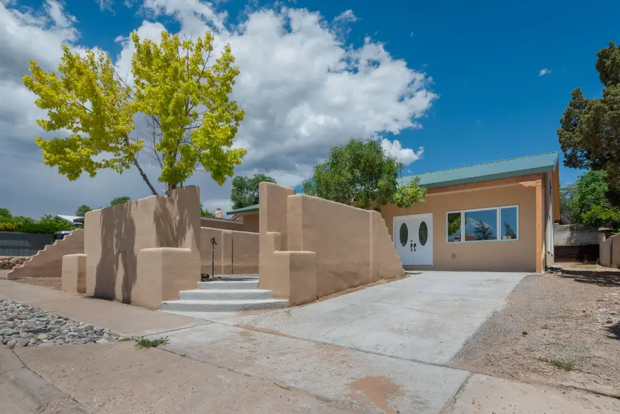 993 Calle Katarina, Santa Fe, NM 87505 - #2