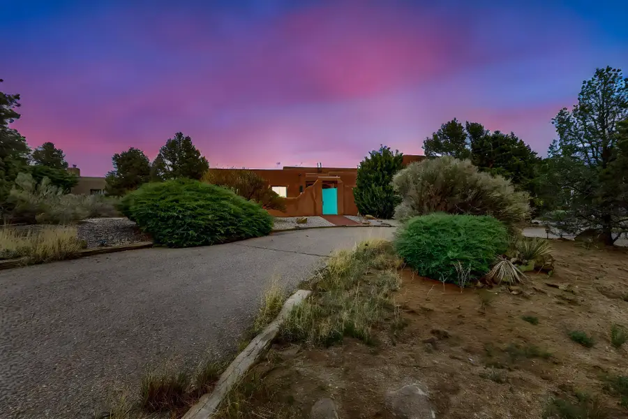 1704 Quail Run Court Ne, Albuquerque, NM 87122 - Image #2