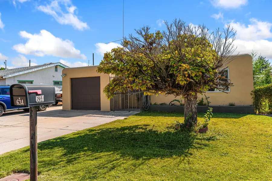 634 Gene Avenue Nw, Albuquerque, NM 87107 - Image #2