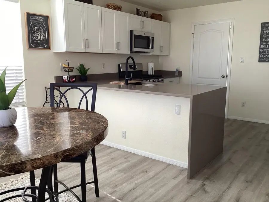3124 Brian Meadows Place Nw, Albuquerque, NM 87120 - Image #2
