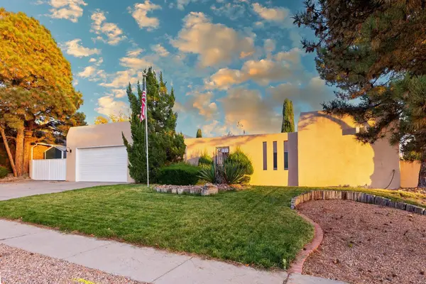 9208 Galaxia Way Ne, Albuquerque, NM 87111