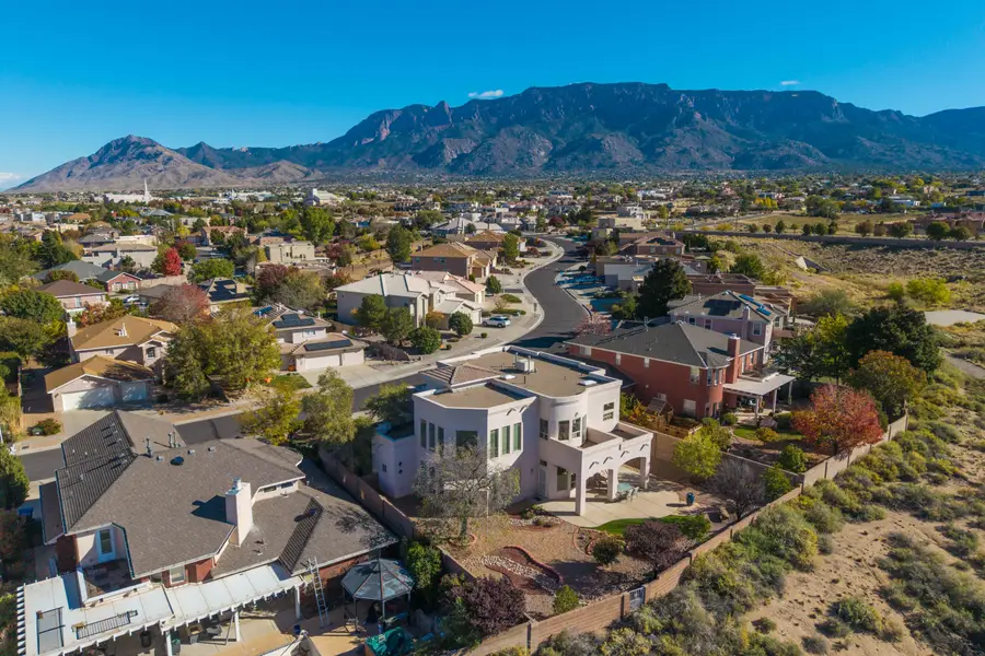 11128 Jordan Avenue Ne, Albuquerque, NM 87122 - Image #2