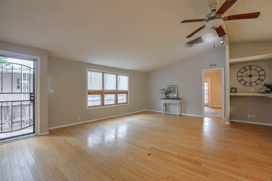 8439 Brook Street Ne, Albuquerque, NM 87113 - Image #3