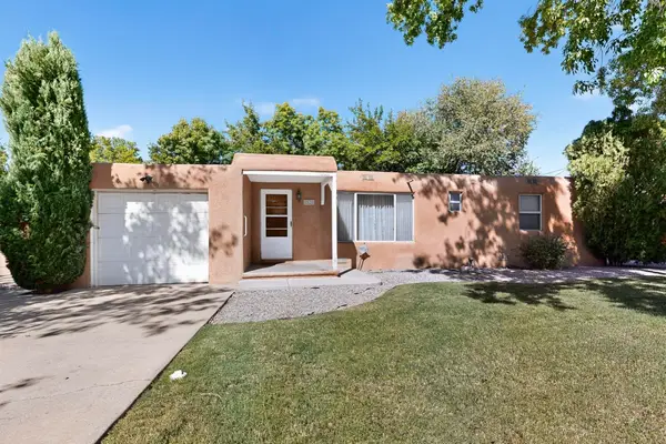 2619 Zearing Avenue Nw, Albuquerque, NM 87104