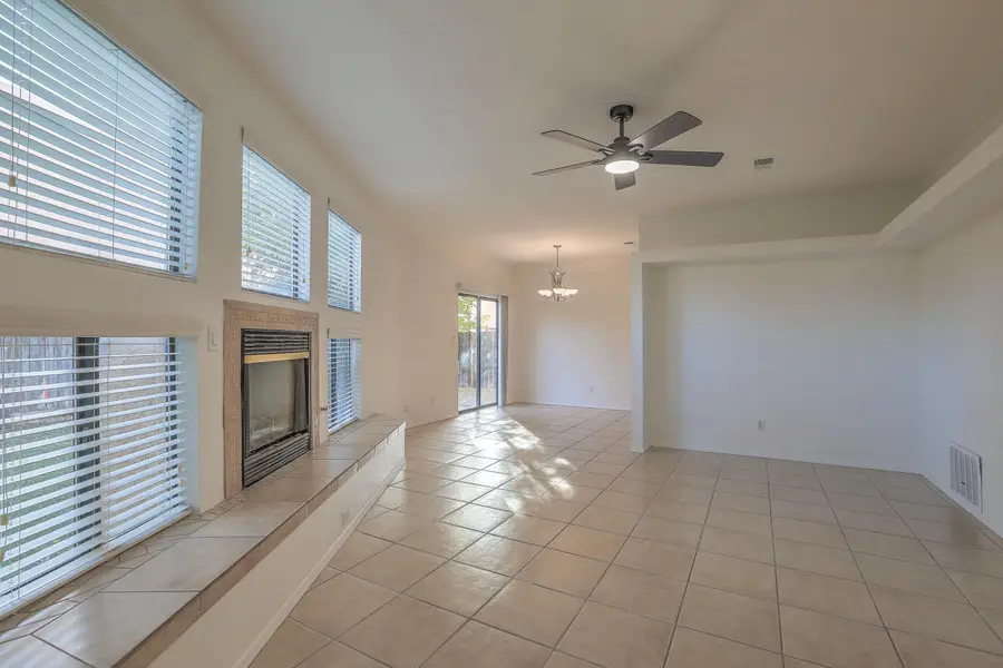7108 Golden Eagle Place Ne, Albuquerque, NM 87109 - Image #3