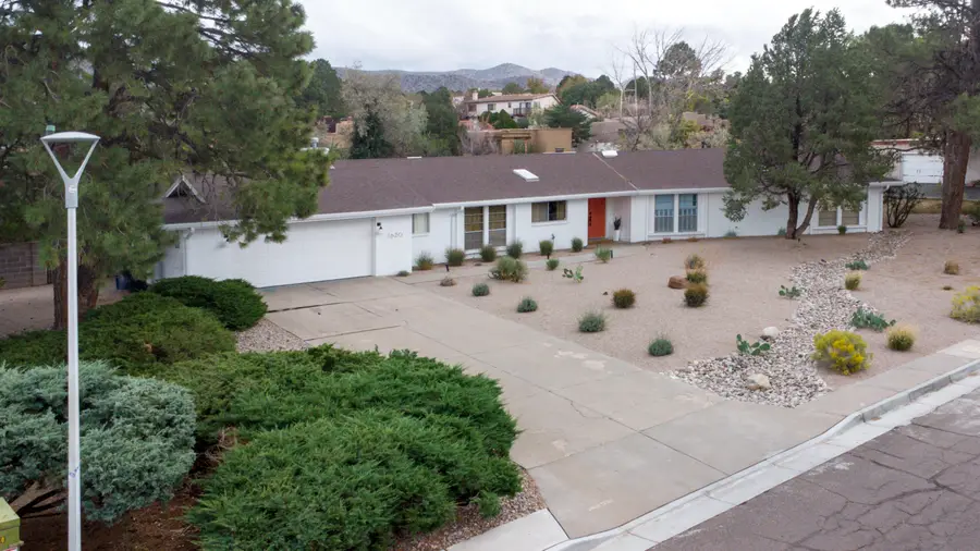 1620 Sagebrush Trail Se, Albuquerque, NM 87123 - Image #2
