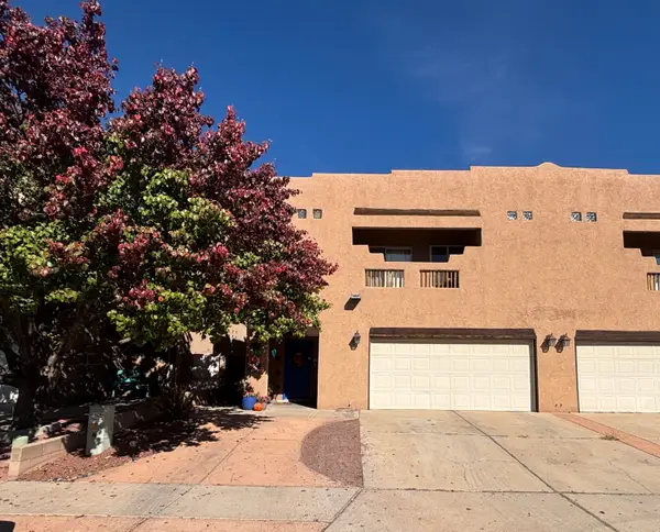 5227 Sugarbear Court Nw, Albuquerque, NM 87120