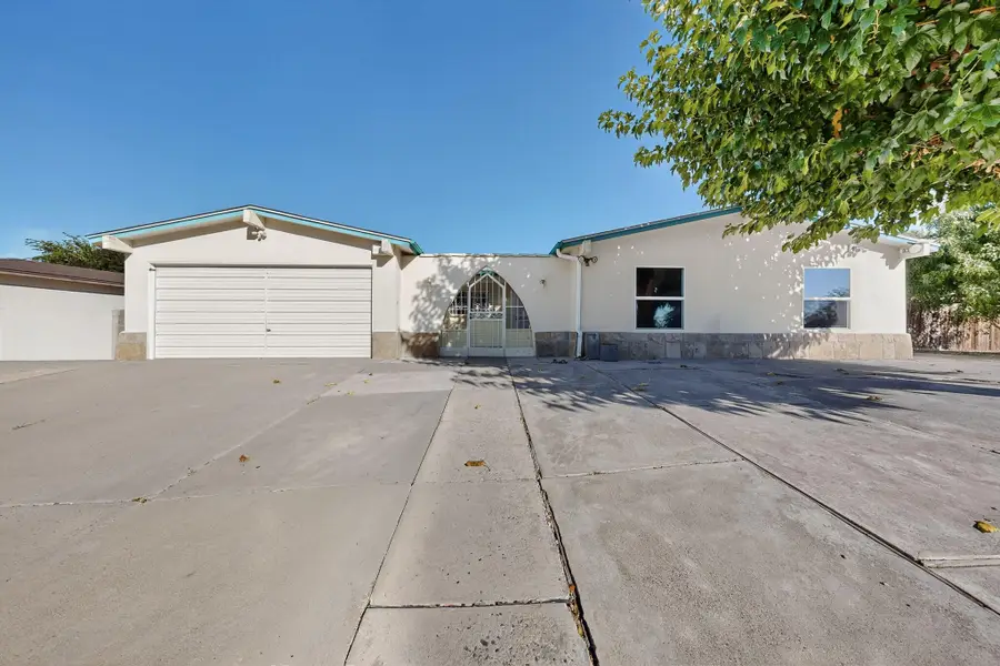 7500 Burke Street Ne, Albuquerque, NM 87109 - Image #2