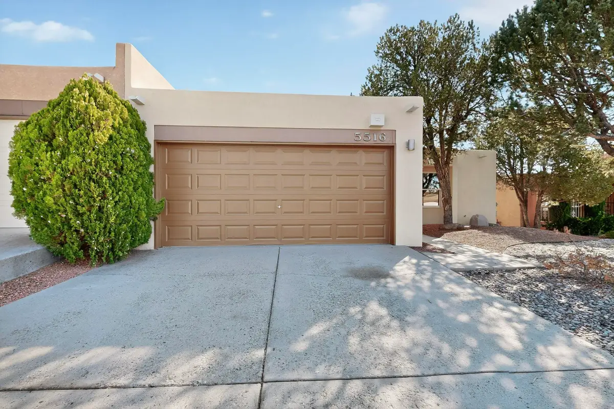 5516 Amistad Road Ne, Albuquerque, NM 87111 - Image #1
