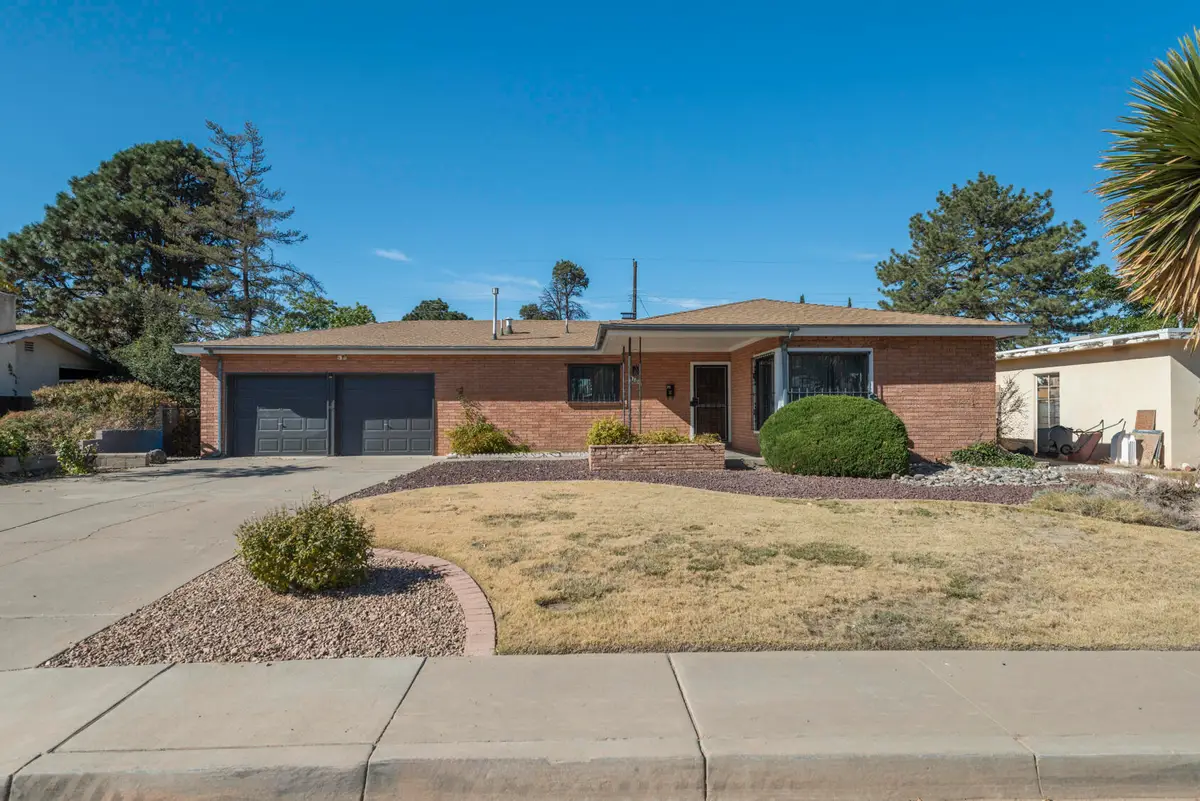 1109 Espanola Street Ne, Albuquerque, NM 87110 - Image #1
