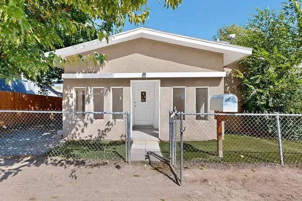 845 Aritas Road Sw, Albuquerque, NM 87105