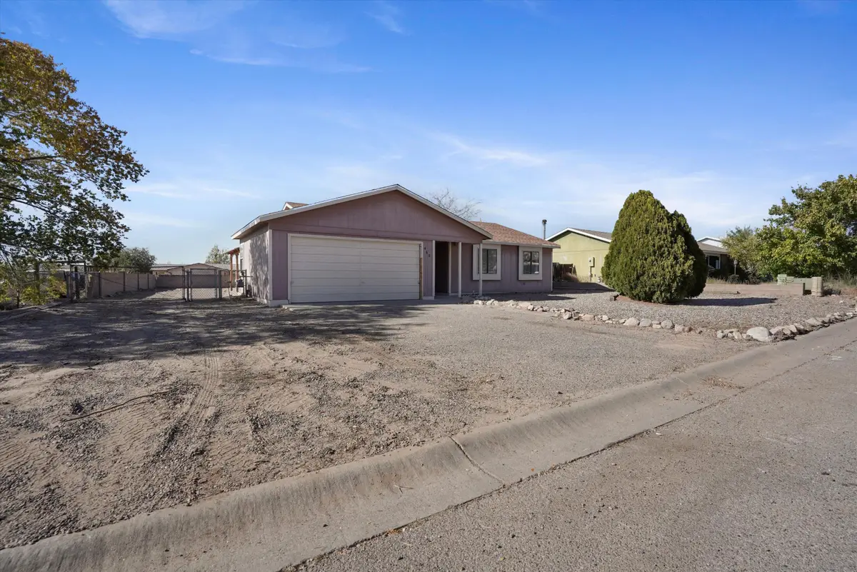 468 Apache Loop Sw, Rio Rancho, NM 87124 - Image #1
