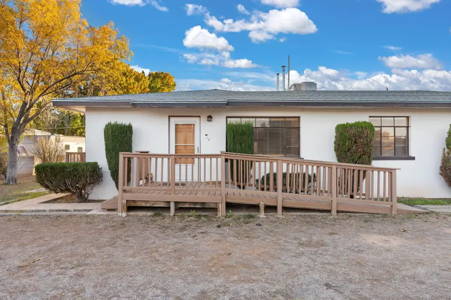 2408 Wilbur Avenue Sw, Albuquerque, NM 87105 - Image #2