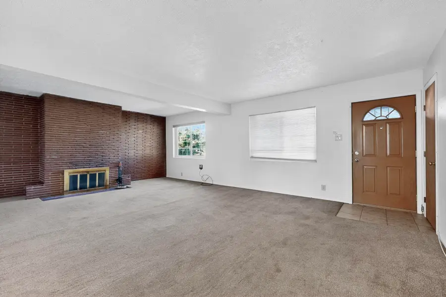 8802 Candelaria Road Ne, Albuquerque, NM 87112 - Image #2