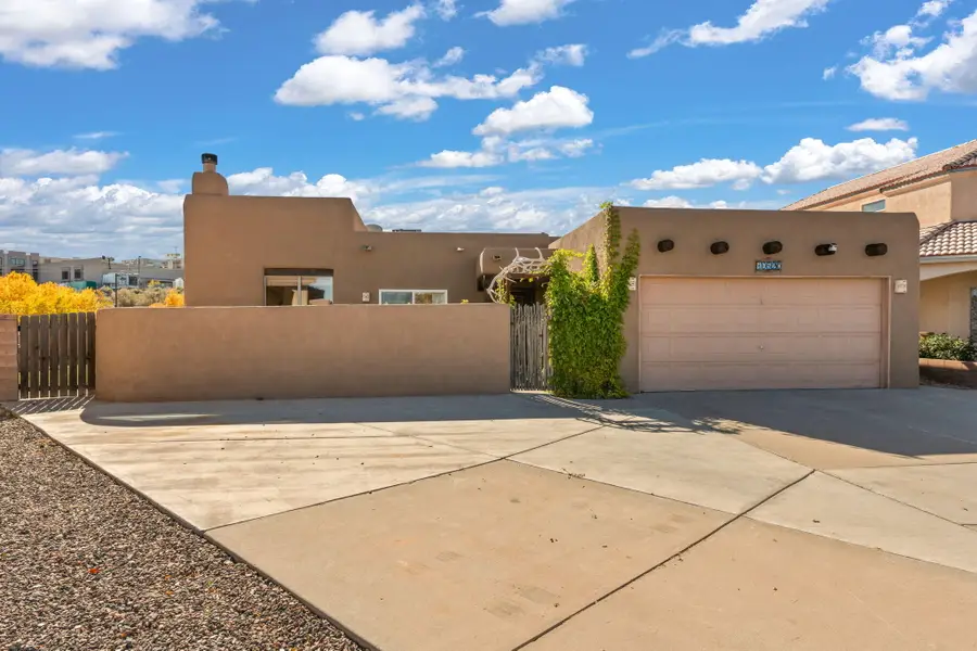 10520 Crestridge Court Nw, Albuquerque, NM 87114 - Image #3