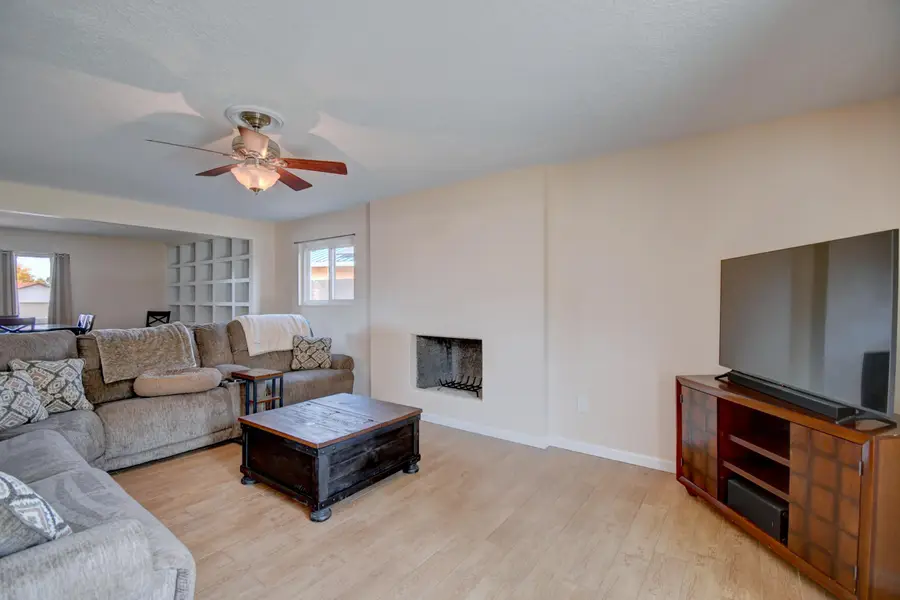 816 Landman Drive Ne, Albuquerque, NM 87123 - Image #3