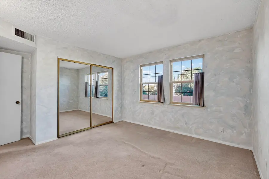 8906 Chambers Place Ne, Albuquerque, NM 87111 - Image #3
