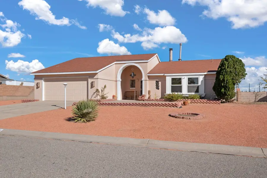 572 Terrace Drive Ne, Rio Rancho, NM 87124 - Image #2