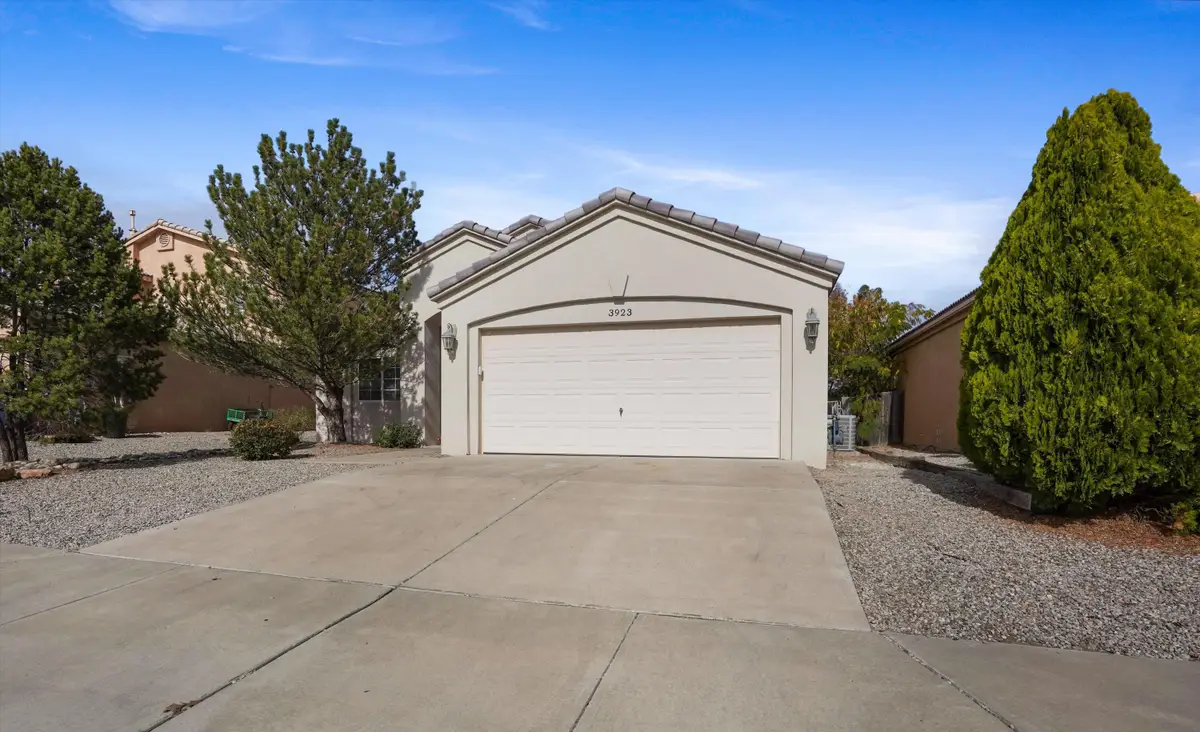 3923 Pineleaf Place Nw, Albuquerque, NM 87114 - Image #1