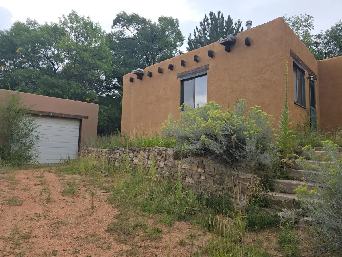 209 Canon Urraca Road, Santa Fe, NM 87501 - Image #1