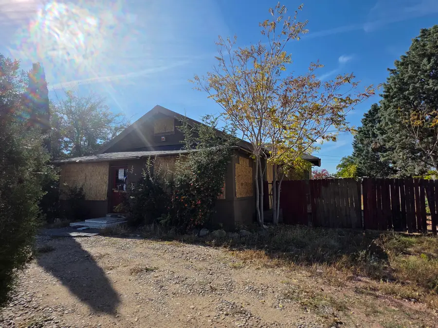 233 Maxine Street Ne, Albuquerque, NM 87123 - Image #2