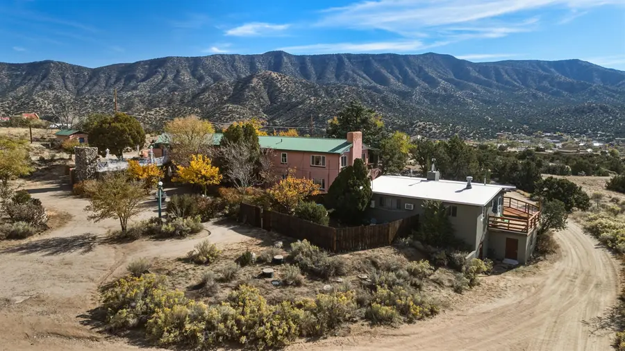 24 Matisse Road Ne, Albuquerque, NM 87123 - Image #2