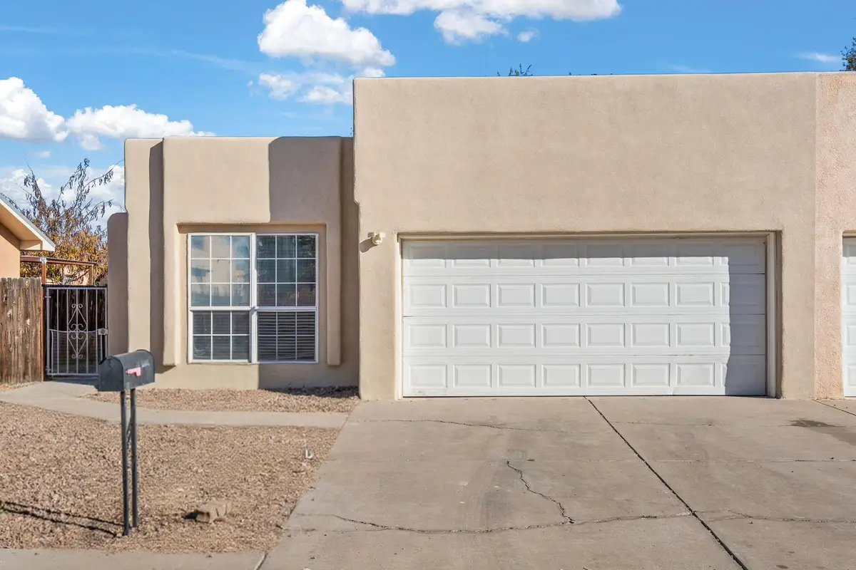612 Wanda Street Sw, Los Lunas, NM 87031 - Image #1