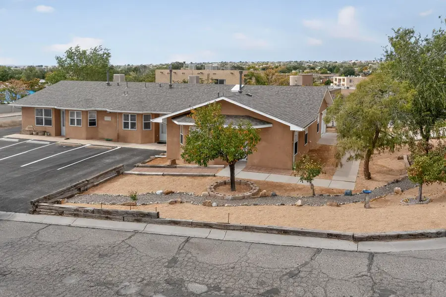 300 Geraldine Loop Se, Rio Rancho, NM 87124 - Image #2