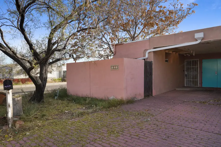 560 Aztec Road Nw, Albuquerque, NM 87107 - Image #3