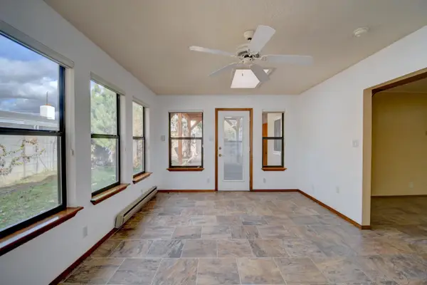 3805 Valerie Place Ne, Albuquerque, NM 87111