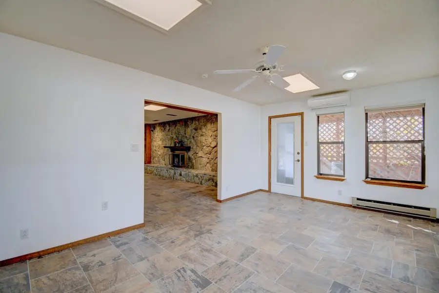 3805 Valerie Place Ne, Albuquerque, NM 87111 - Image #2