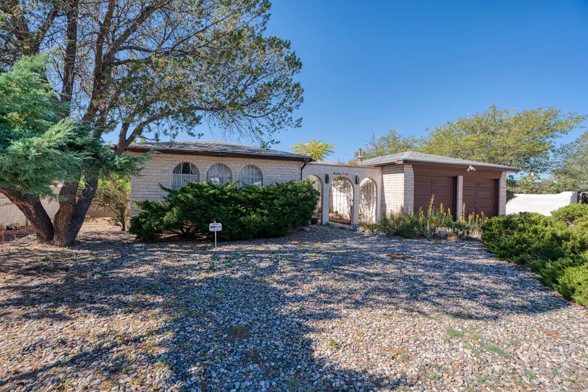 1701 Chelwood Park Boulevard Ne, Albuquerque, NM 87112 - Image #1