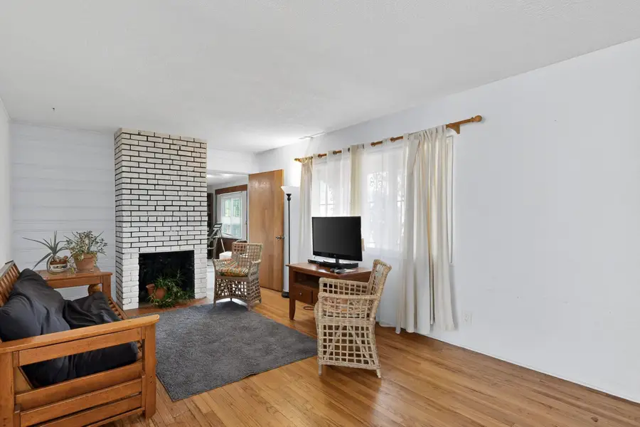 619 Girard Boulevard Ne, Albuquerque, NM 87106 - Image #2