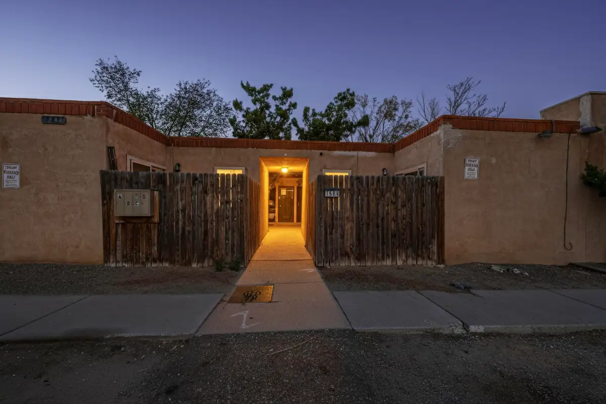 7509 Pennsylvania Lane Ne, Albuquerque, NM 87110 - Image #1