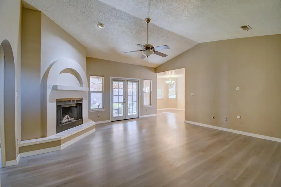 1828 Tierra Del Oso Drive Nw, Albuquerque, NM 87120 - Image #2