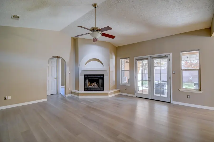 1828 Tierra Del Oso Drive Nw, Albuquerque, NM 87120 - Image #3