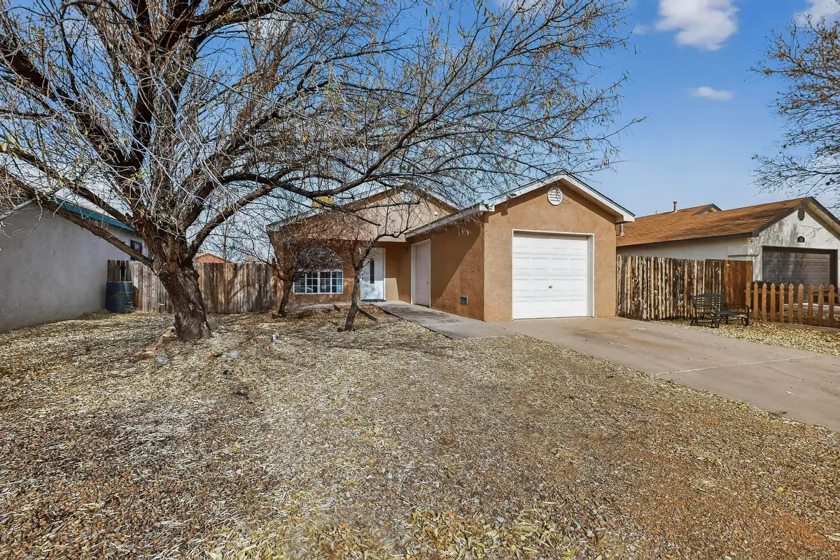 603 Santa Fe Avenue, Moriarty, NM 87035 - Image #1