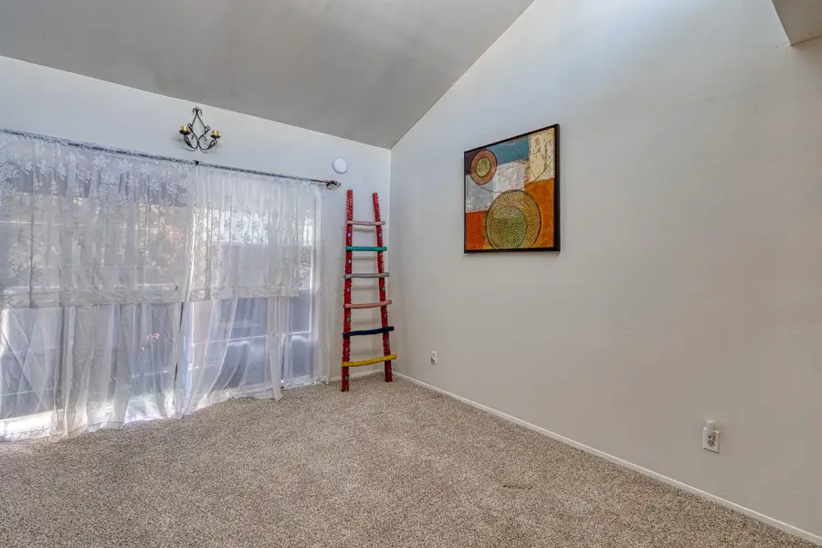 1601 Pennsylvania Street Ne #P4, Albuquerque, NM 87110 - Image #3