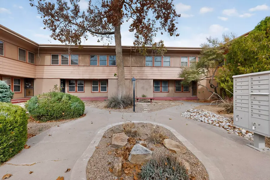 1405 San Carlos Road Sw #APT 7, Albuquerque, NM 87104 - Image #2