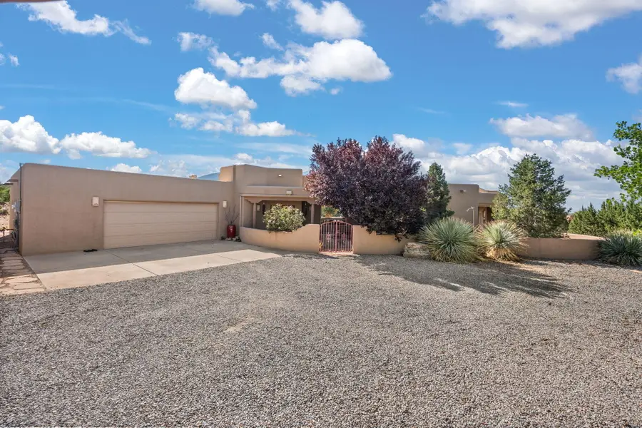 8 Desert Mountain Road, Placitas, NM 87043 - Image #2