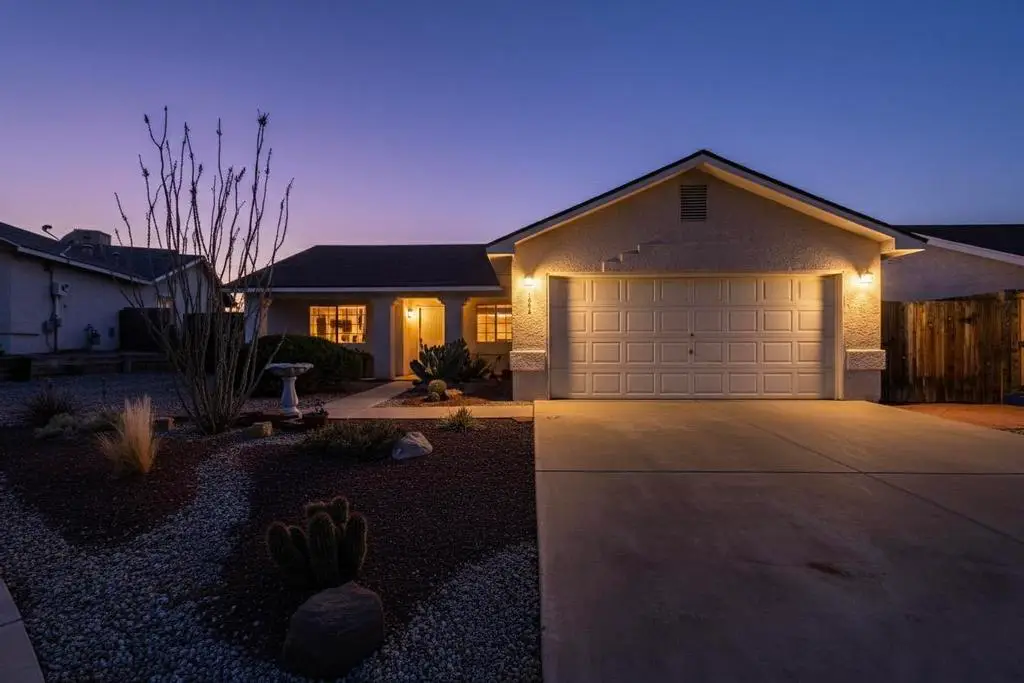 1204 Diamond Place Sw, Albuquerque, NM 87121 - Image #1