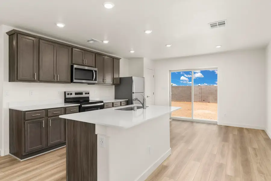 2508 Calle Del Los Claveles, Belen, NM 87002 - Image #3