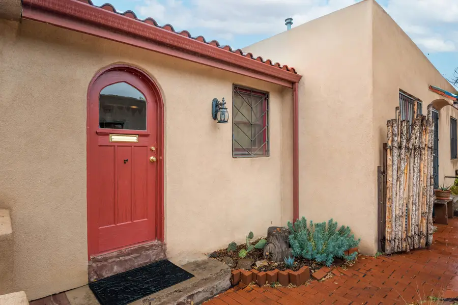 222 Amherst Drive Ne, Albuquerque, NM 87106 - Image #2